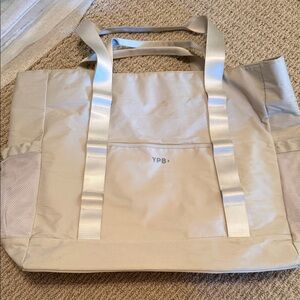 Abercrombie & Fitch Beige Duffel Bag